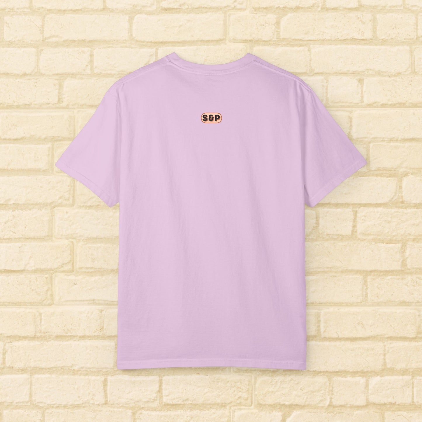 Sober Strong Gorilla T-Shirt π¦β Retro Sobriety Tee, Motivational Recovery Shirt, Unisex Graphic Top, Sobriety Gift for Men and Women