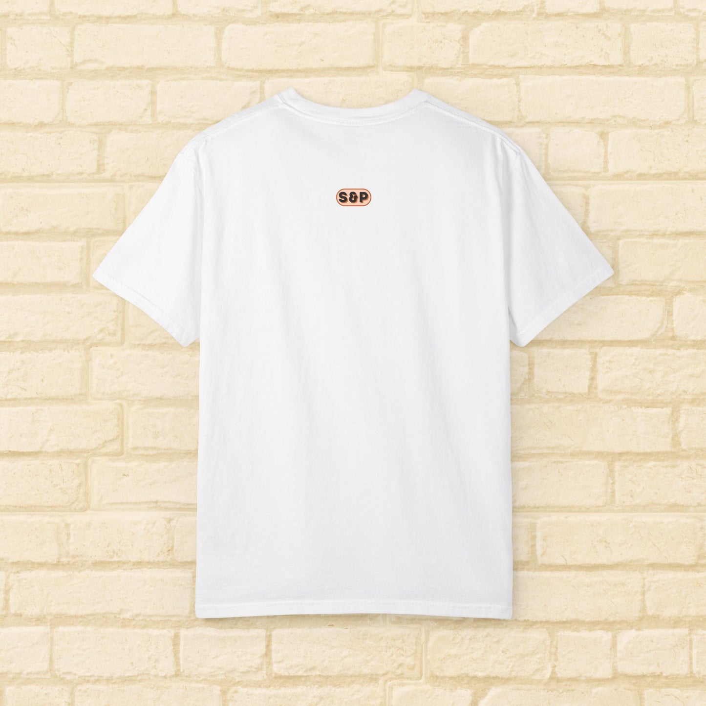 Sober Strong Gorilla T-Shirt π¦β Retro Sobriety Tee, Motivational Recovery Shirt, Unisex Graphic Top, Sobriety Gift for Men and Women