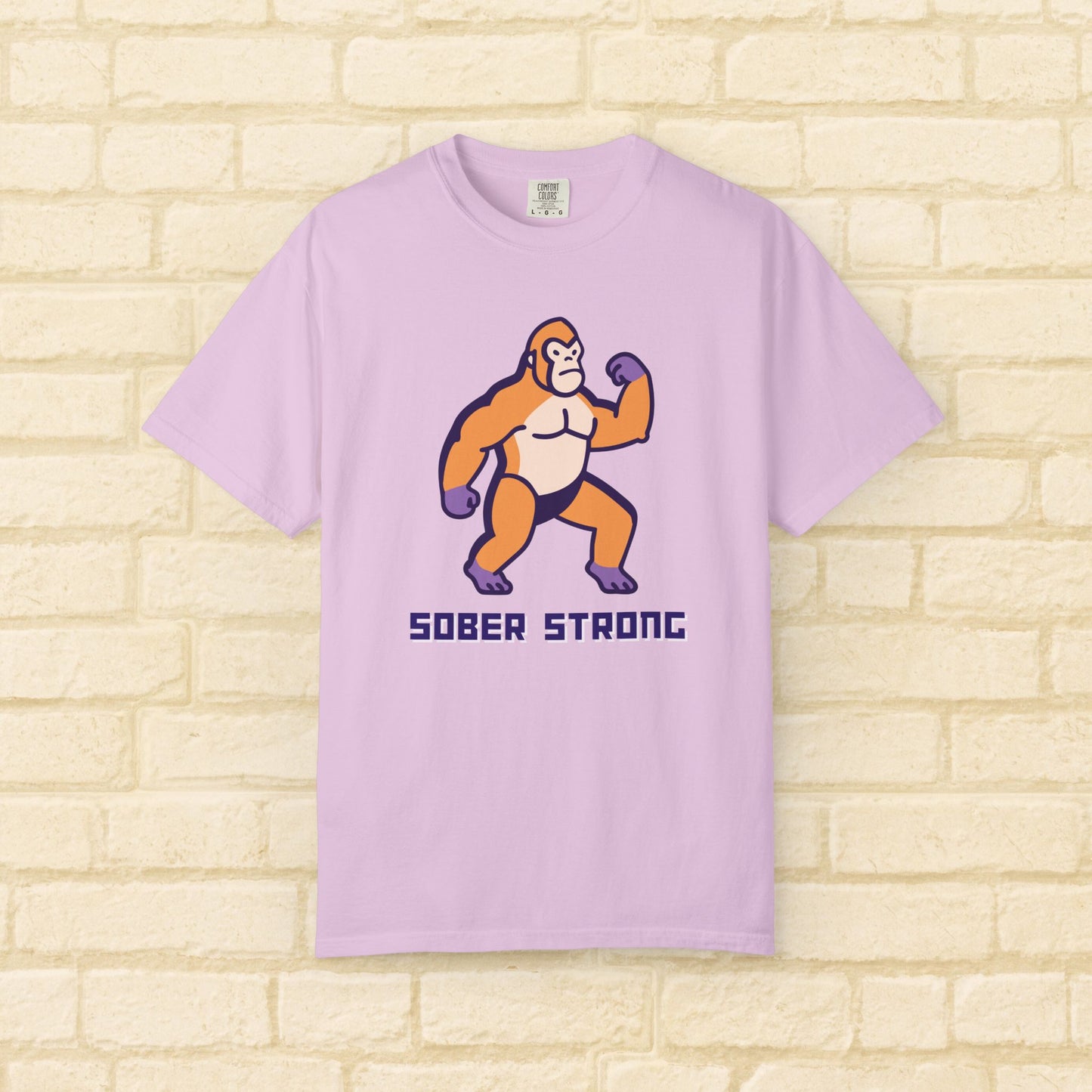 Sober Strong Gorilla T-Shirt π¦β Retro Sobriety Tee, Motivational Recovery Shirt, Unisex Graphic Top, Sobriety Gift for Men and Women